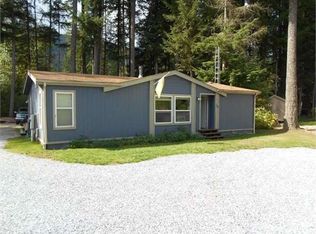1911 Spur Valley Ct, Maple Falls, WA 98266
