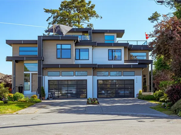 2298 Gail Pl, Sidney, BC V8L 2S2