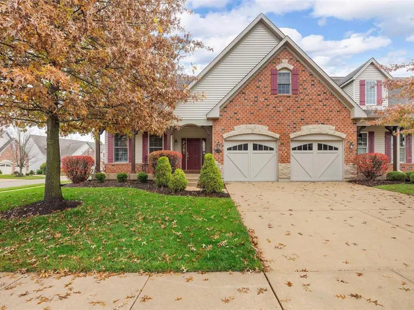 1244 Silver Fern Dr, Lake Saint Louis, MO 63367