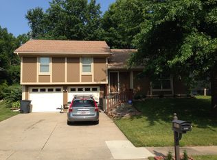 2817 Folsom St, Leavenworth, KS 66048