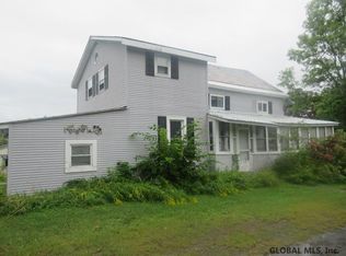 15 5th Ave, Whitehall, NY 12887