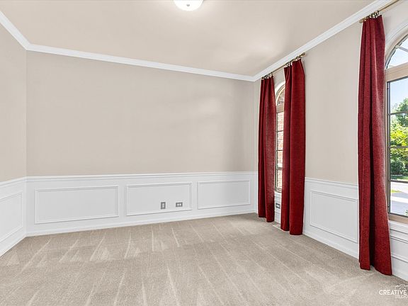 3rd image of 1138 Grace Dr