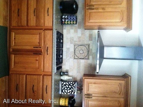 2nd image of 1455 Southwood Way
