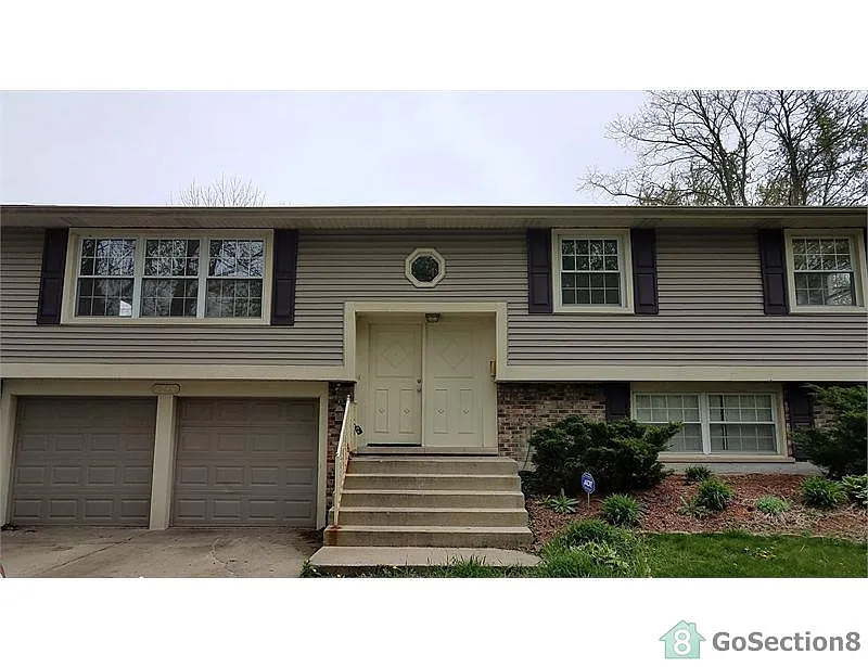 1628 Constance Ave photo 1