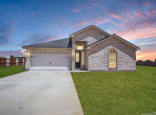 149 W Tree Farm Dr, Lytle, TX 78052