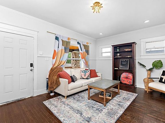 5th image of 4208 Virginia Ave