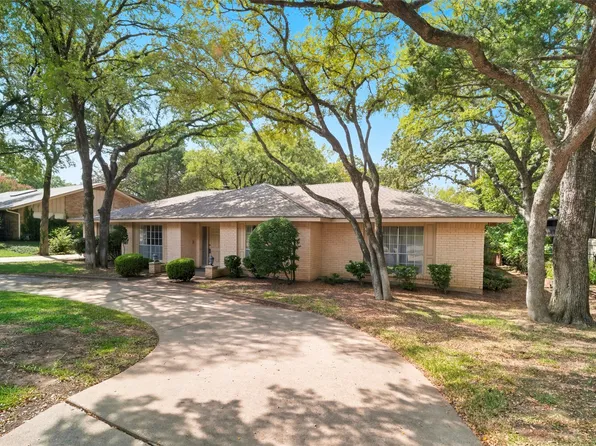 1204 Greenbriar Ln, Arlington, TX 76013