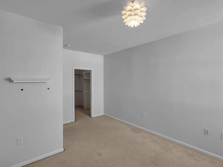 5324 Charmont Ct — Photo 32