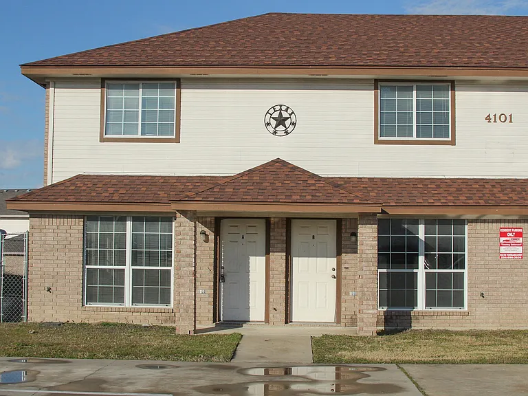 4101A Gus Dr — Photo 2