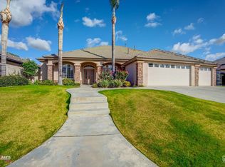 15418 Opus One Dr, Bakersfield, CA 93314