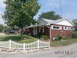 2nd image of 2409 33rd St