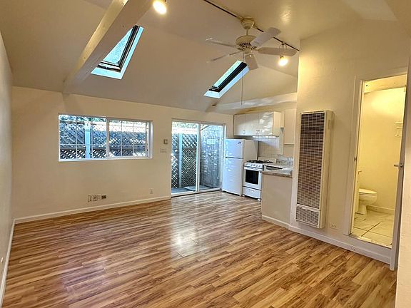 4th image of 363 Laverne Ave #1