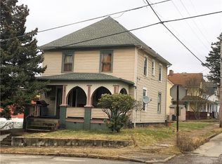 1713 Moravia St, New Castle, PA 16101