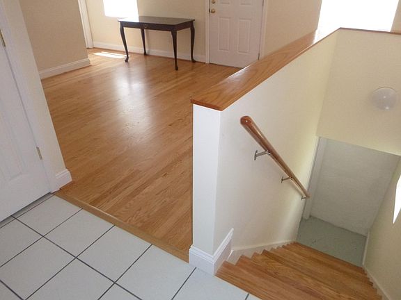 3rd image of 4453 Bingham Ave