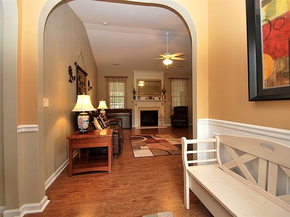 4th image of 3249 Queensland Ct