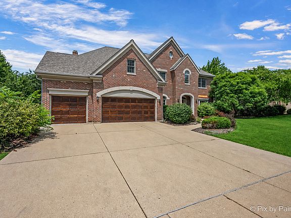 2nd image of 1105 Thoroughbred Cir