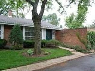 621 Glenview Ave, Aurora, IL 60505