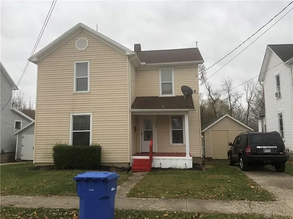 606 Hay Ave, Brookville, OH 45309
