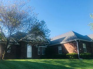 911 E Elizabeth St, Republic, MO 65738