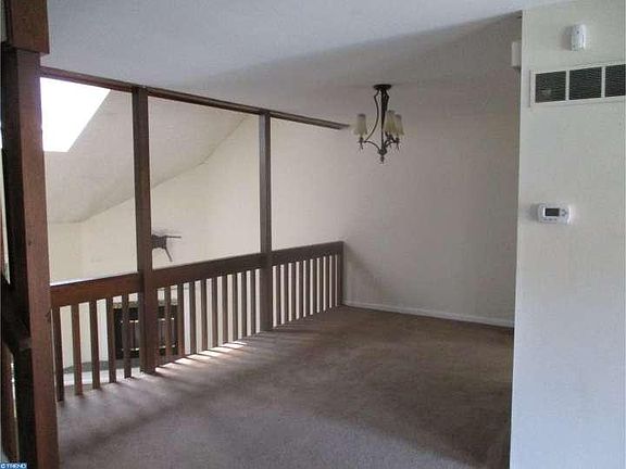 3rd image of 5551 Doral Dr