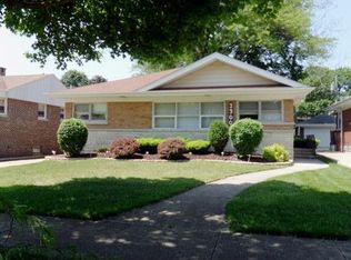 2300 Hawthorne Ave, Westchester, IL