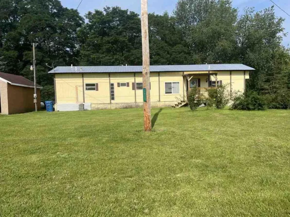 3675 S Cedar Lake Rd, Sheridan, MI 48884