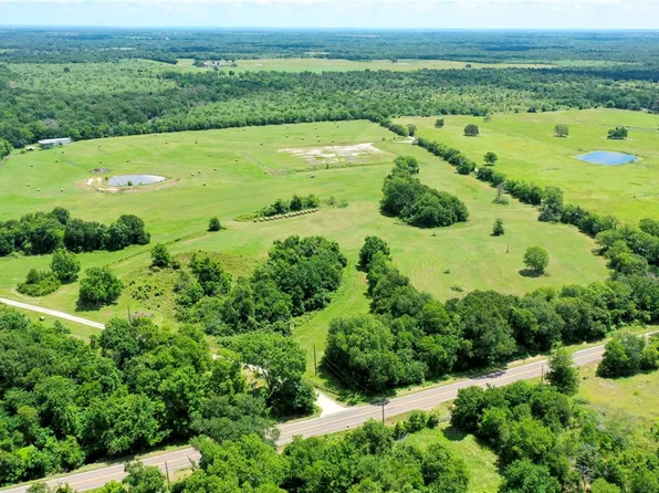 4853 Fm 1428, Madisonville, TX 77864