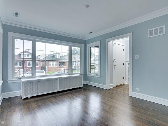 4th image of 1713 N Latrobe Ave