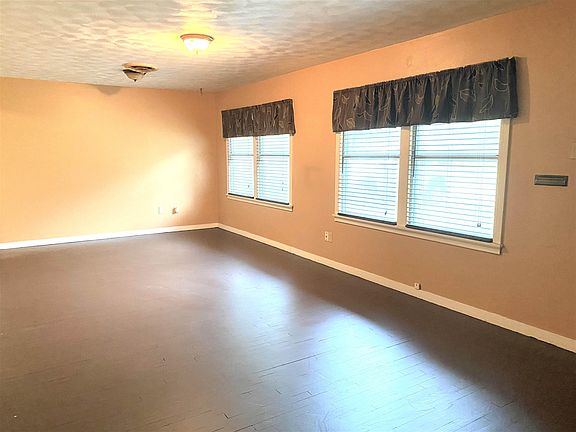 2nd image of 8755 Newfield Ln