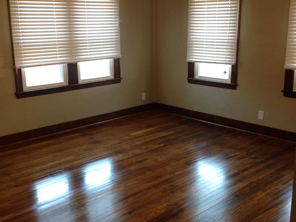 1st image of 900 McKaig Ave
