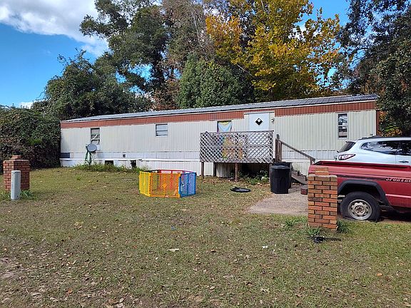 2nd image of 24 Station St Lot 16