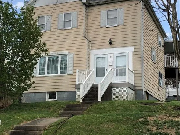 11 Hillcrest Ave, Burgettstown, PA 15021