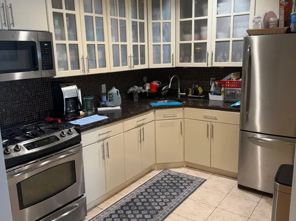 19-41 76th St #1, East Elmhurst, NY 11370