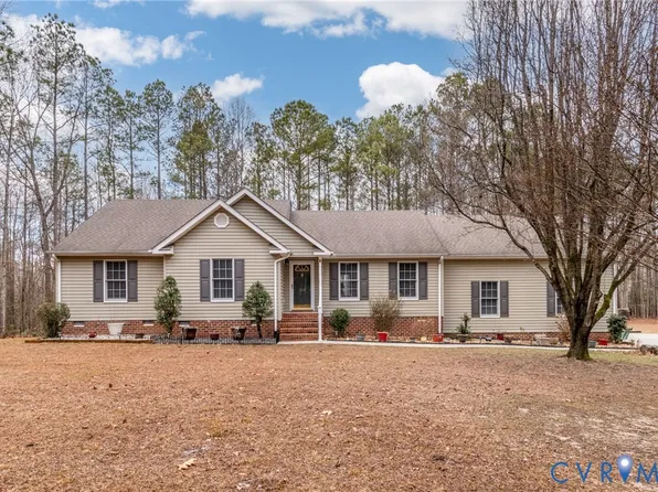 11118 Warwick Dr, North Dinwiddie, VA 23805