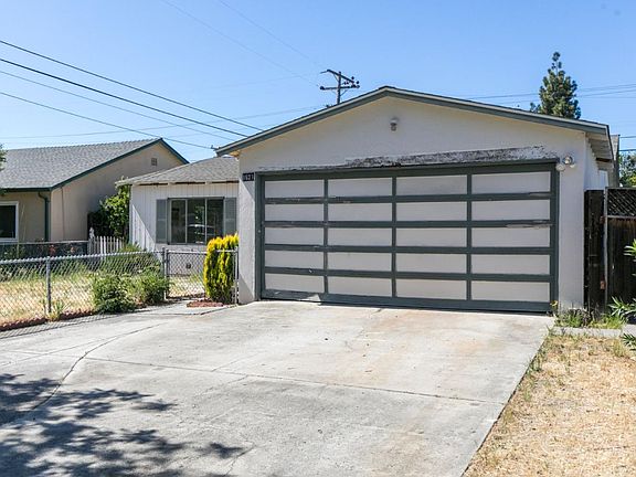 2nd image of 1627 Babero Ave