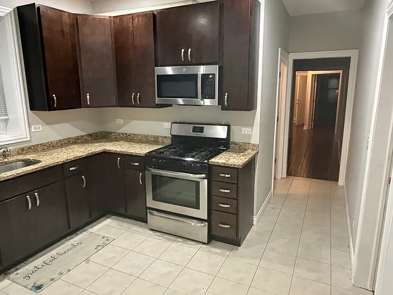 5309 W Henderson St #G — Photo 15