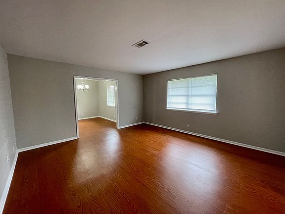 3rd image of 6510 Daisy Dr