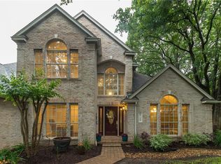 923 Blue Spring Cir, Round Rock, TX 78681