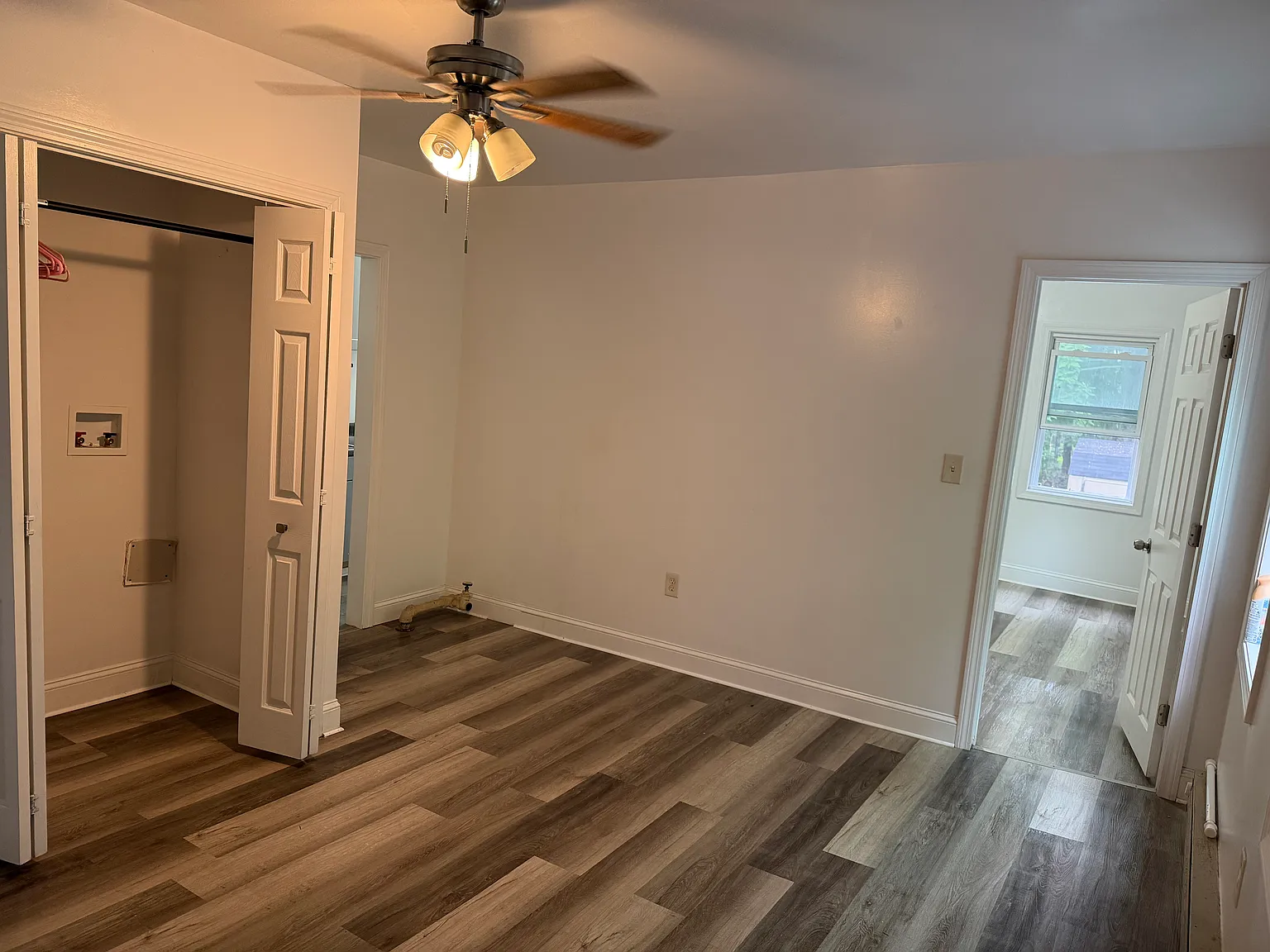 N Woodstock Rd, Southbridge — Photo 4