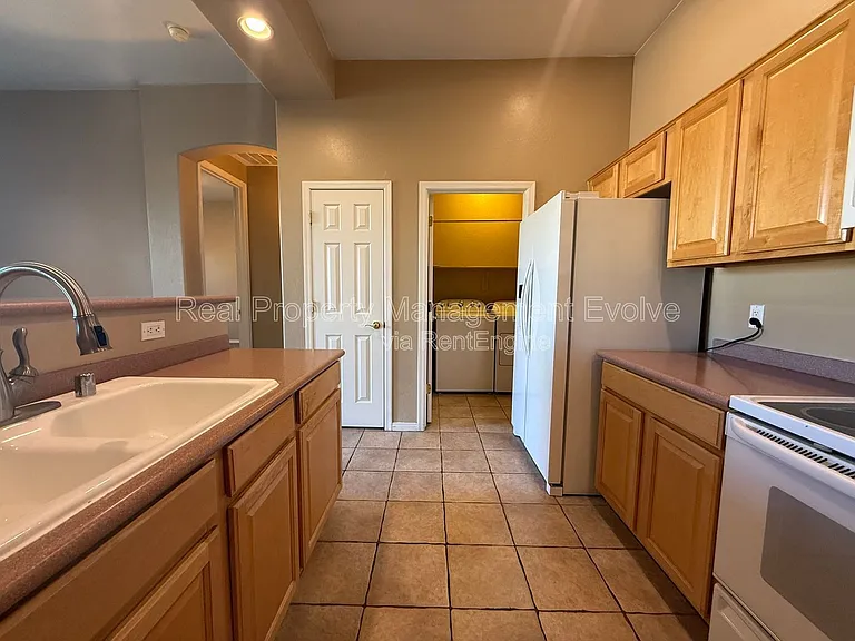 16420 N Thompson Peak Pkwy #2076 — Photo 9
