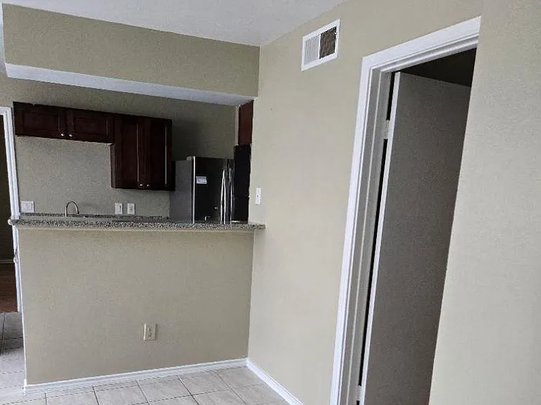 12660 Ashford Point Dr #613 — Photo 2