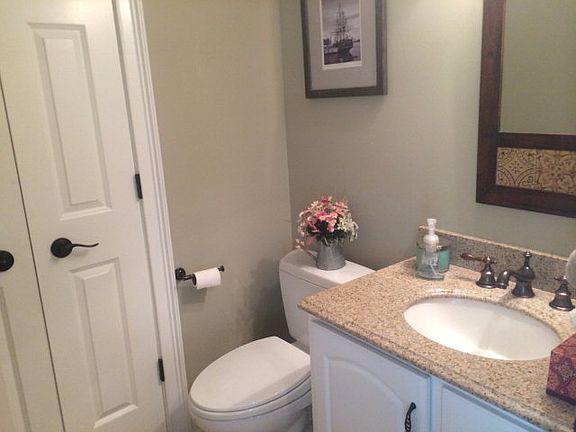 3rd image of 1036 Plantation Point Dr