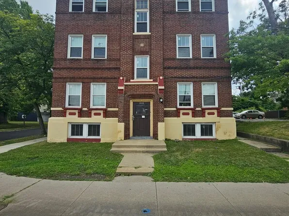 1933 Lee Rd, 1933 Lee Rd #4, Cleveland, OH 44118