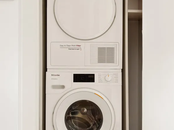 444 East 86th Street image 9 of 10