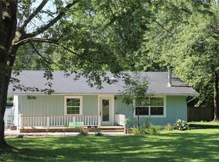 4735 Covered Bridge Rd, Nashville, IN 47448