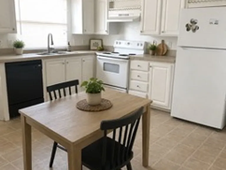 11810 Greenglen Dr — Photo 1