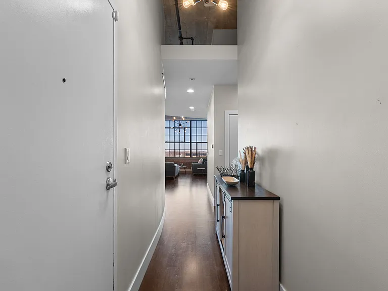 4100 Forest Park Ave #507 — Photo 21