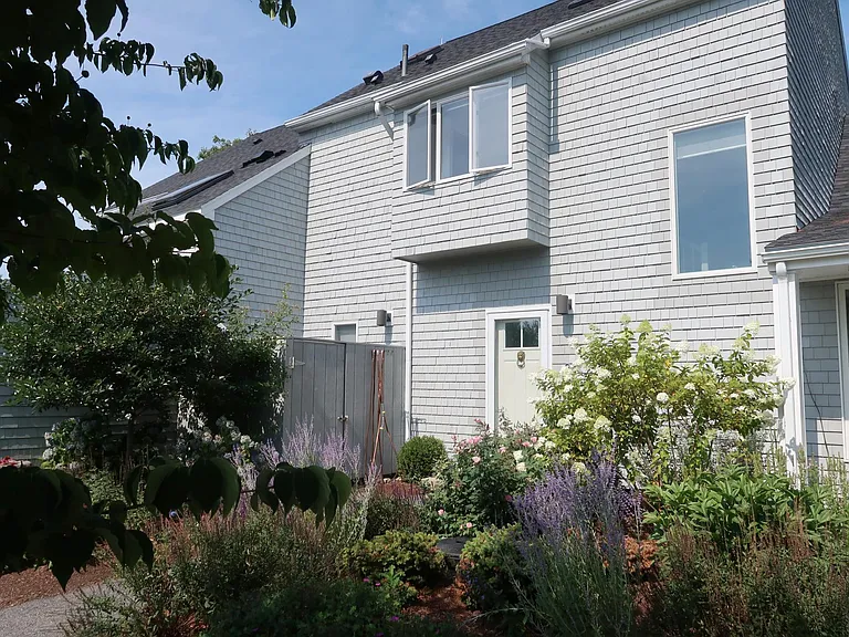 17 Stage Neck Rd #3 — Photo 3