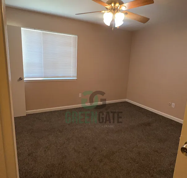 2305 Rose Ave — Photo 23