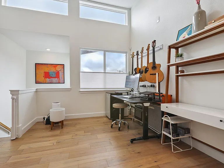 4001 Red River St #4 — Photo 6